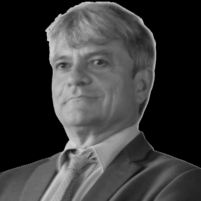 Dr Patrick Ecollan